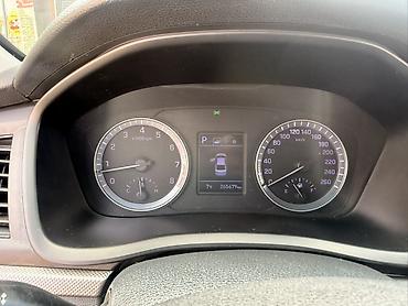 Hyundai: Hyundai Sonata: 2018 г., Седан — 7