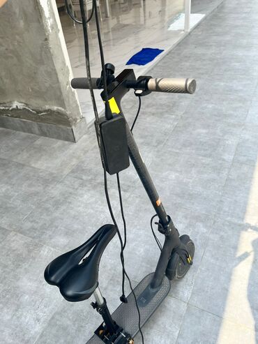 купить электросамокат в баку: İşlənmiş Elektrik samokat 10", 501 - 750 Vt, 16 - 25 km/s, Ünvandan götürmə