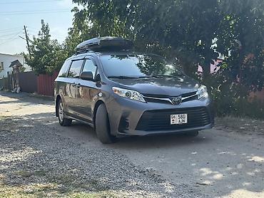купить шины на тойота камри: Toyota Sienna: 2018 г., 3.5 л, Автомат, Бензин, Минивэн — 3