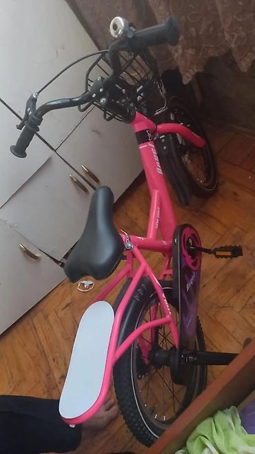 Velosipedlər: Uşaq velosipedi – “Aqelli Bike” üslubunda, parlaq çəhrayı rəng. - — 2
