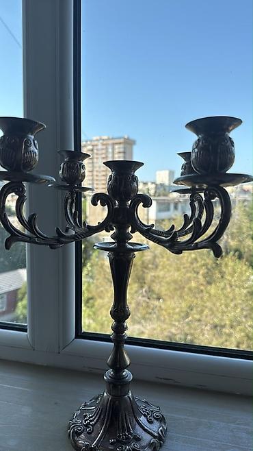 Klassik üslublu 5 şamlı şamdandan - Material: metal (gümüşü ton) - lalafo.az -da Klassik üslublu 5 şamlı şamdandan - Material: metal (gümüşü ton) -