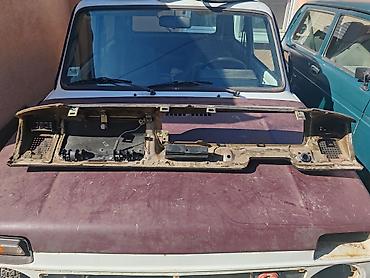 Auto delovi: Instrument tabla Lada 2107 Riva, Lada 2104 Karavan br.4. Polovno — 5