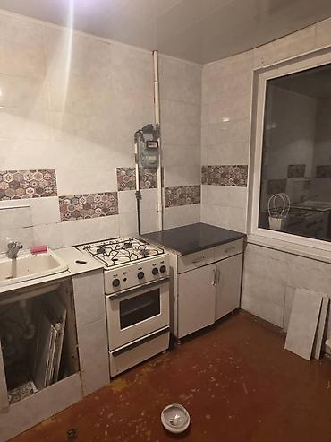 переоформление: 2 комнаты, 44 м², 10 мкр 104 серия, 2 этаж, Требуется ремонт — 6