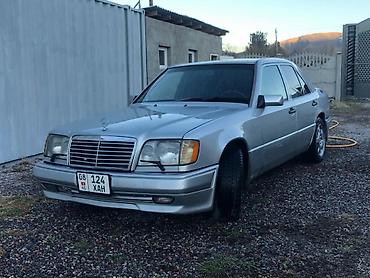 чанган уни к: Mercedes-Benz E-Class: 1993 г., 2 л, Кол менен иштөөчү, Бензин, Седан — 8