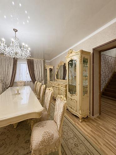 Долгосрочная аренда домов: 220 м², 8 комнат — 4