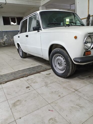 VAZ (LADA): VAZ (LADA) 2107: 1.6 l | 1981 il 70000 km Sedan