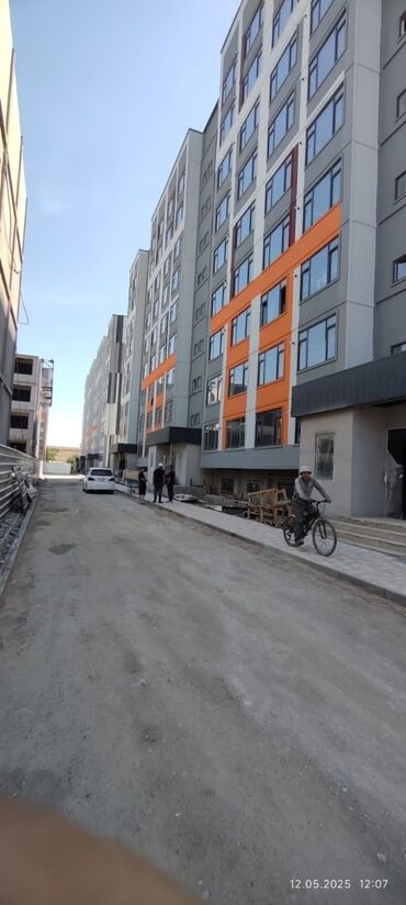 продаю коммерческое помещение асанбай: 1 комната, 48 м², 108 серия, 6 этаж, ПСО (под самоотделку)