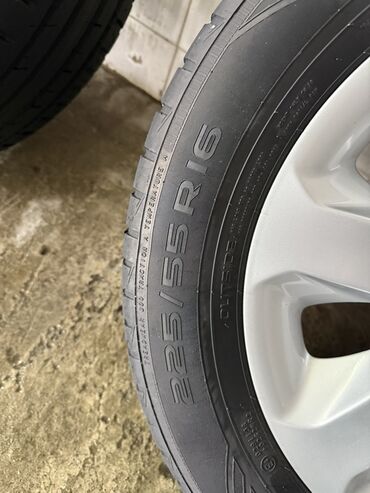 шина 225 75 16: Комплект из четырех автомобильных шин размером 225/55 R16. Эти шины