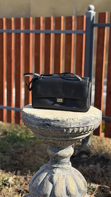 cole haan: Сумка женская, чёрная, из фактурной кожи (пебл). Элегантный — 3