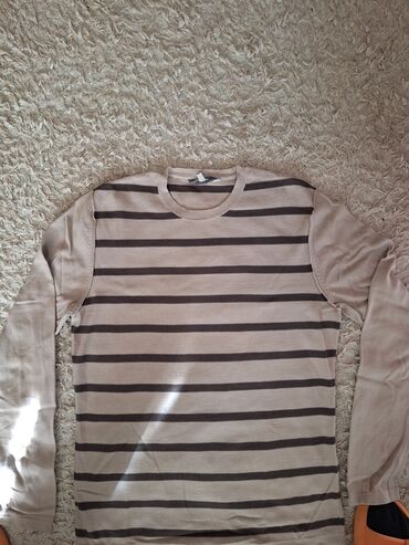 Duksevi: Prodaja markiranih dukseva neki novi neki samo dobijeni i stoje posto — 6