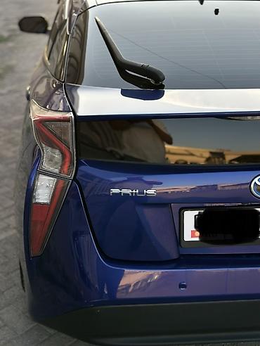 mini kuper: Toyota Prius: 2017 г., 1.8 л, Вариатор, Гибрид, Хэтчбэк — 10