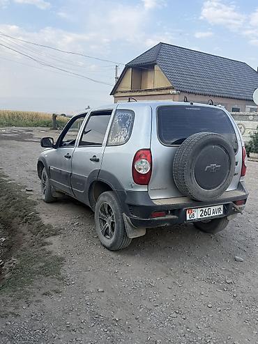 2 2 sdi: Chevrolet Niva: 2012 г., 1.7 л, Механика, Бензин — 3
