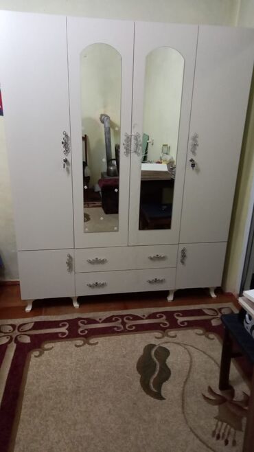 Dolablar: Yeni, Açılan, 4 qapılı Düz dolab, Dolab-asılqan, Türkiyə — 22