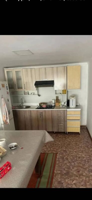 дом акбата: 55 м², 3 комнаты, Парковка, Забор, огорожен
