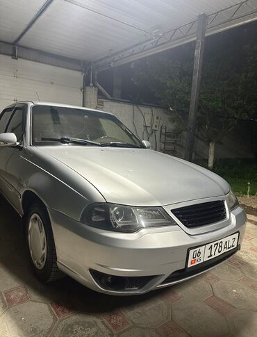 некися 2: Daewoo Nexia: 2010 г., 1.5 л, Механика, Бензин, Седан