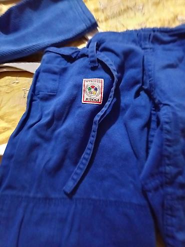 Giroskuterlər: Şəkillərdəki məhsullar: 1) Hoverboard (iki təkərli balans skeyti) - — 10