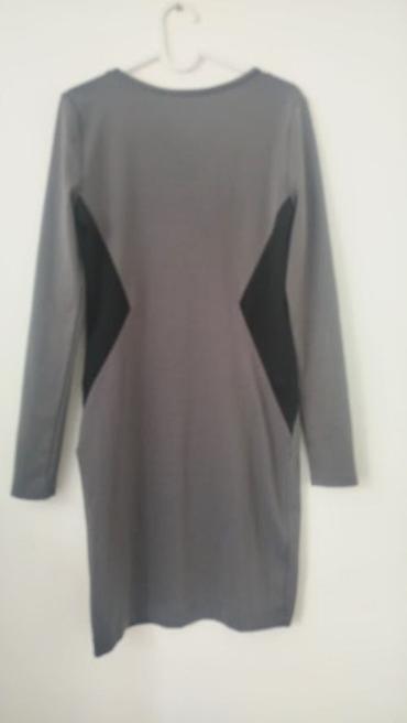 hm teksas haljina: H&M haljina, veličina S Pazuh 42-55,struk 38-58,duzina 90cm. - — 2