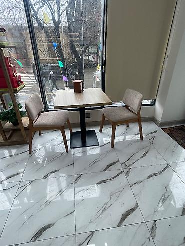 ofis stullari: Kafe/restoran üçün masa və stullar satılır. - Dəst: 1 ədəd kvadrat — 1