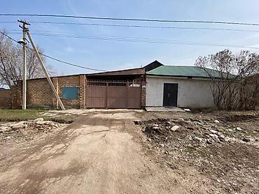 Продажа коттеджей и домов: Продаётся Дом в с.Байтик Участок: 8 соток Дом саманно-кирпичный теплый — 3
