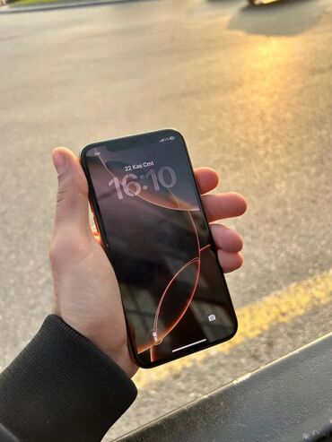 Apple iPhone: IPhone 11 Pro, 256 GB, Qızılı, Simsiz şarj — 3