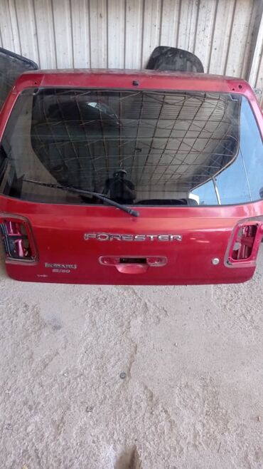 Крышки багажника и комплектующие: Крышка багажника Subaru, 2001 г., Оригинал