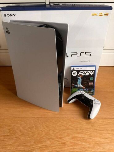PS5 (Sony PlayStation 5): Prodajem svoj Plaistation 5, uključujući igru FC24 i svu dodatnu