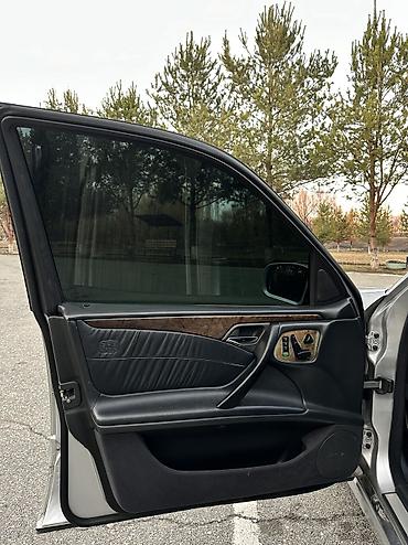 Mercedes-Benz: Mercedes-Benz E-Class: 2001 г., 4.3 л, Автомат, Бензин, Седан — 11