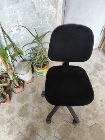 kontakt home stullar: Ofis kreslosu