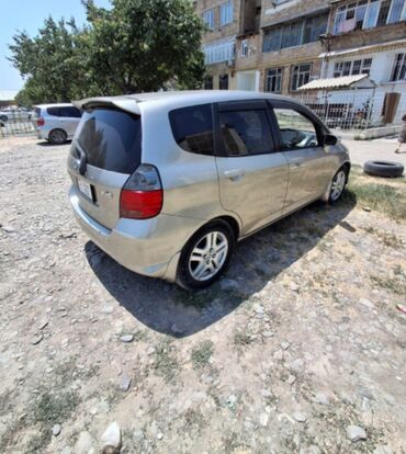 портерге шина: Honda Fit: 2005 г., 1.5 л, Вариатор, Бензин, Хэтчбэк