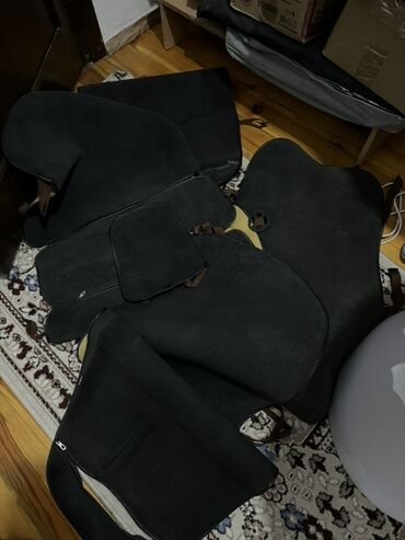 чехолы для авто: Чехолдор Кездеме, түсү - Кара, Universal Seat cover, Колдонулган, Акылуу жеткирүү