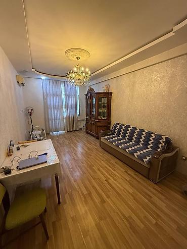 ayna sultanov: 7-ci mikrorayon, 2 otaqlı, Yeni tikili, m. Dərnəgül, 83 kv. m — 2