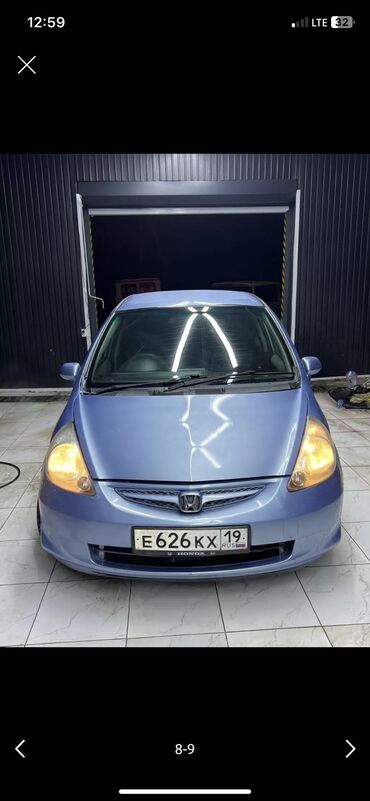 авто фит: Honda Fit: 2001 г., 1.3 л, Автомат, Бензин