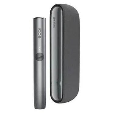 Bu dəstə IQOS 3 DUO cihazı və onu saxlamaq üçün şarj qabı daxildir