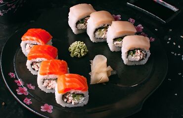 Готовые блюда, кулинария: Сеты роллов и суши - Тёплые роллы в хрустящей панировке: крупные — 39