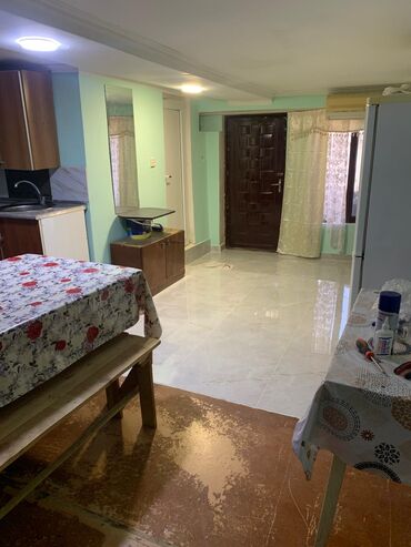 Uzunmüddətli kirayə evlər: 100 kv. m, 3 otaqlı, Kombi, Qaz, İşıq -da lalafo.az — 4 Uzunmüddətli kirayə evlər: 100 kv. m, 3 otaqlı, Kombi, Qaz, İşıq — 4