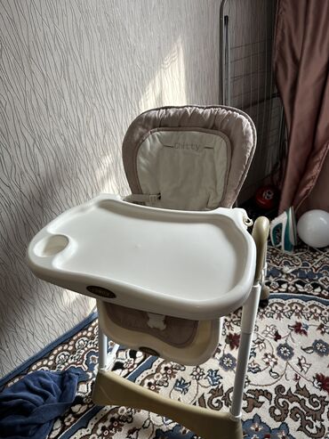 стульчик для кормления ребенка: Тамактандыруучу отургуч Кыздар үчүн, Балдар үчүн, Колдонулган