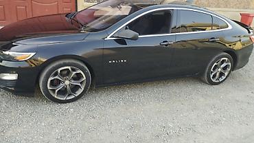 yalquzaq moto: Chevrolet Malibu RS sedan - Korpusu: qara rəng, aerodinamik kuzov — 3