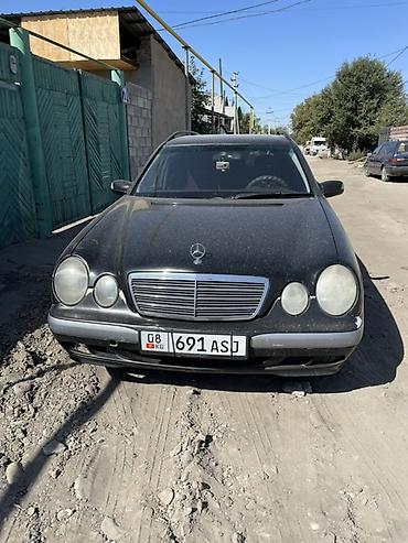 дом на кол: Mercedes-Benz E-Class: 2002 г., 2.2 л, Механика, Дизель, Универсал — 3