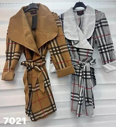 Kaputi: Ženska zimska gornja odeća – kolekcija - Shearling prsluk: tamno — 16