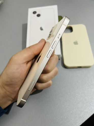 Apple iPhone: IPhone 13, Б/у, 128 ГБ, Старлайт, Зарядное устройство, Защитное стекло, Чехол, 98 % — 3