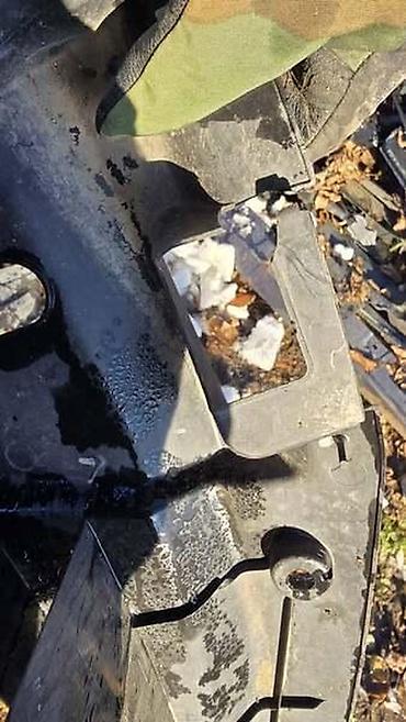 megan auto: POKLOPAC VEZNOG LIMA HLADNJAKA ZA TOYOTA COROLLA | Toyota Corolla — 4