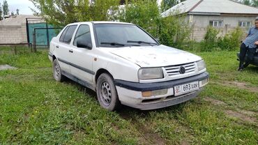 вента 1992: Volkswagen Vento: 1992 г., 1.8 л, Механика, Бензин, Седан