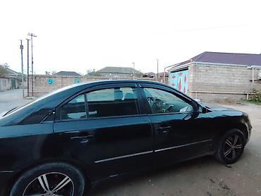 kond: Hyundai Sonata sedan - Kuzov: qara rəng, 4 qapılı sedan, xrom ön — 3