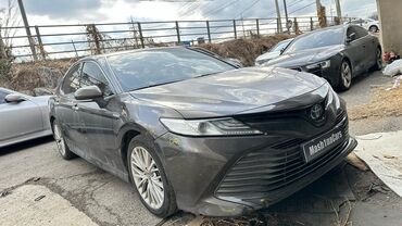 Toyota: Toyota Camry: 2020 г., 2.5 л, Гибрид, Седан