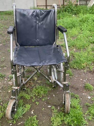 Майыптардын арабалары: Инвалидный коляска