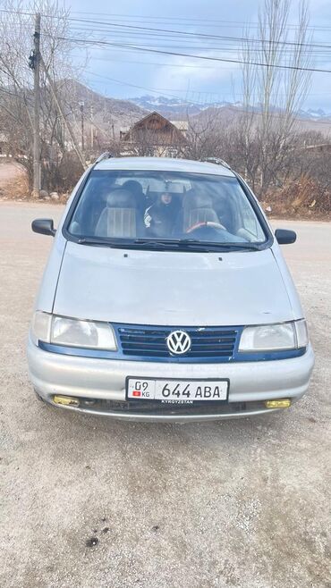 Volkswagen: Volkswagen Sharan: 1997 г., 2 л, Механика, Бензин, Минивэн