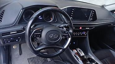 chrysler c300: Hyundai Sonata: 2019 г., Автомат, Газ, Фастбек — 3