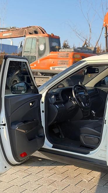 Ssangyong: Ssangyong Tivoli: 2019 г., 1.5 л, Автомат, Бензин, Кроссовер — 6
