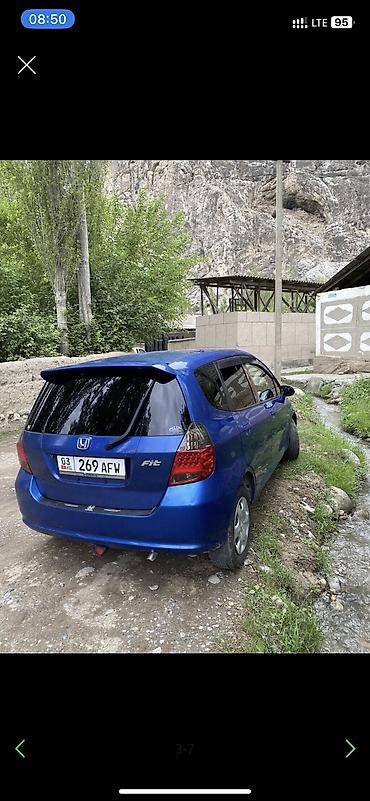 Продажа авто: Honda Fit: 2004 г., 1.5 л, Вариатор, Бензин — 5