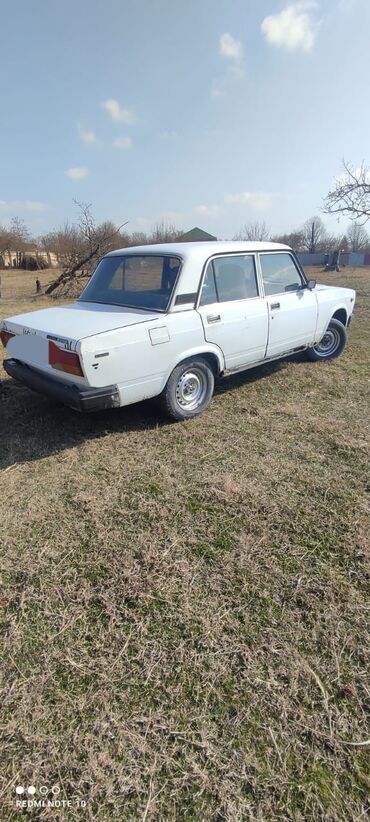 VAZ (LADA): VAZ (LADA) 2107: 1.6 l | 2000 il 236589 km Sedan